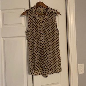 Polka dot dress shirt with buttons on back